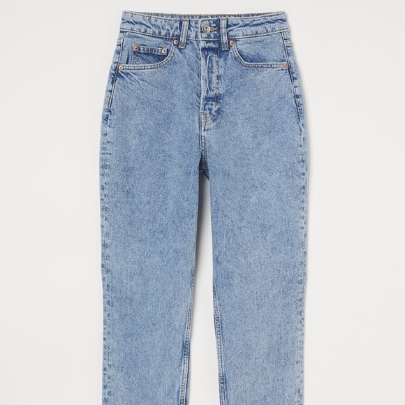 ♠️DIVIDED High Rise Distressed Light Wash Ankle Mom Jeans! Size: 4 - Picture 3 of 8